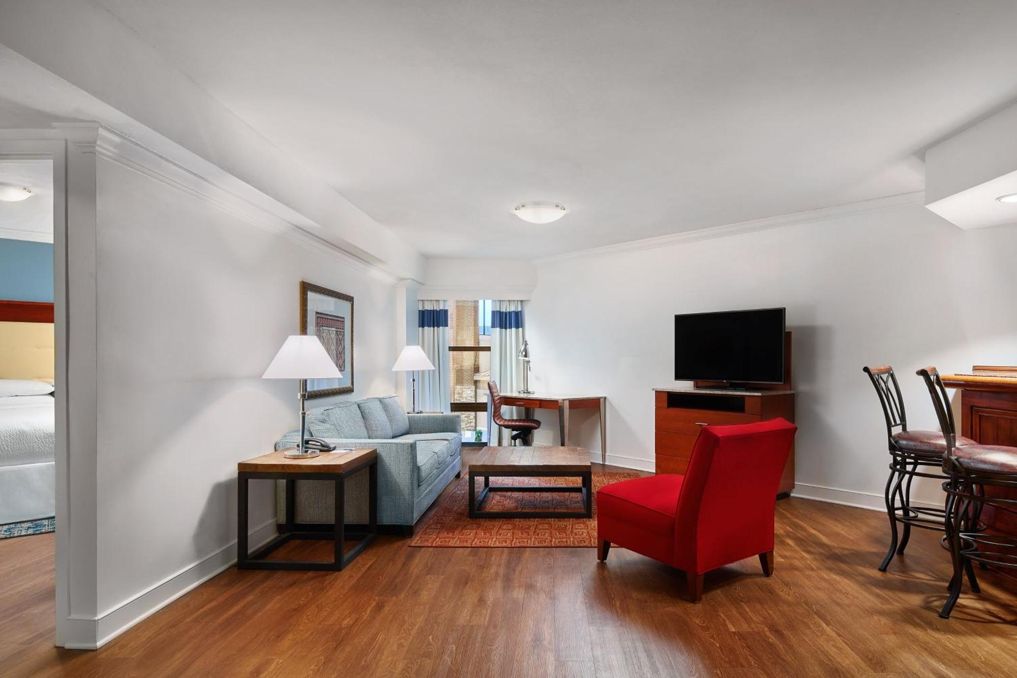 Four Points By Sheraton Richmond Airport Сандстон Экстерьер фото