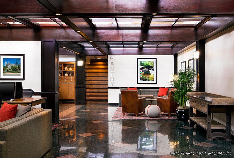 Four Points By Sheraton Richmond Airport Сандстон Экстерьер фото